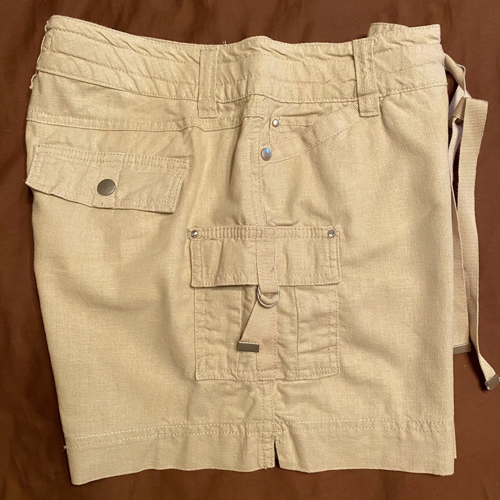 Women’s shorts size 8